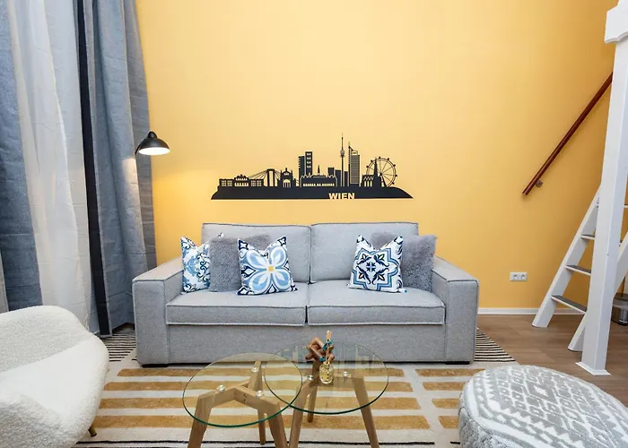 Family With Elevated King-size Loft Bed L Walk To Centre * Bécs